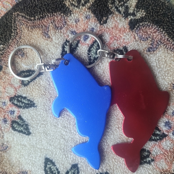 Vintage Set Fish Keychains - Picture 8 of 9